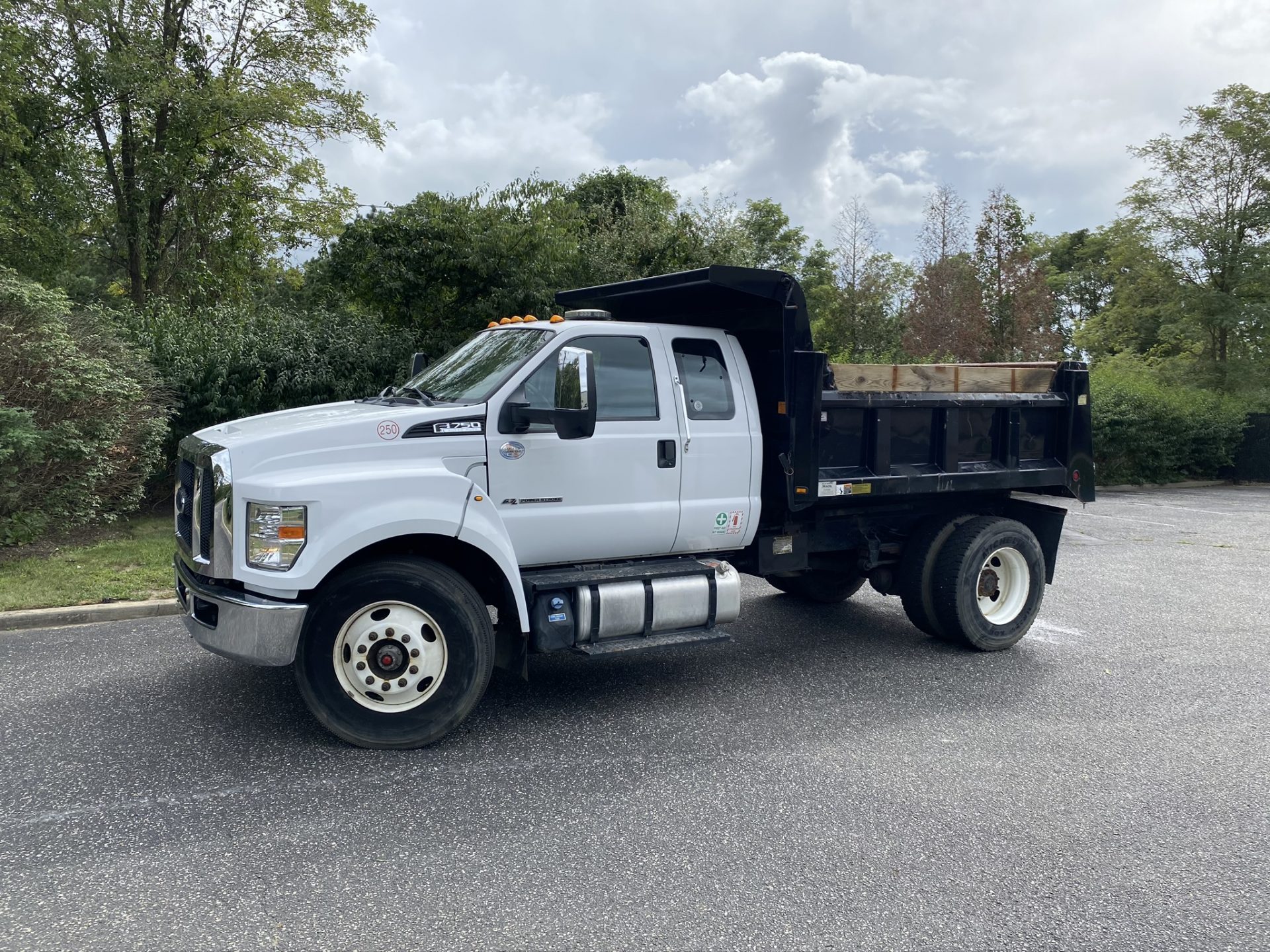 5 Yard Dump Truck Rental | Atlantic Truckworks Rentals