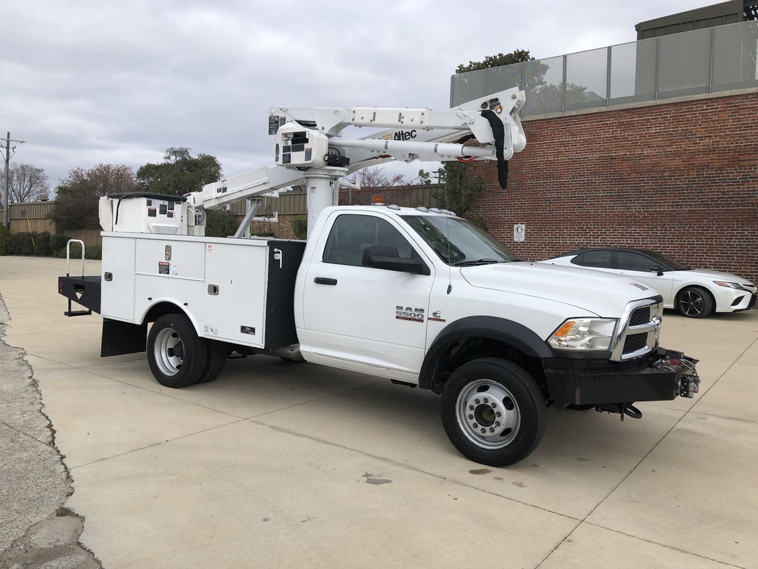 2013 Altec AT40G Bucket Truck | Atlantic Truckworks Sales