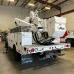 altec-at40m-bucket-truck-rental-2