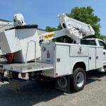 40-Ft-Insulated-Material-Handling-Bucket-Truck-Rental-4x4-6