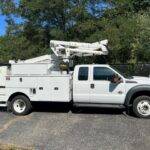 067 Ford F-550 Altec AT37G 4