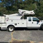 067 Ford F-550 Altec AT37G 5