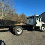 2015-freightliner-m2-106-cab-chassis-18