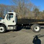 2015-freightliner-m2-106-cab-chassis-30