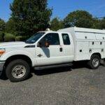 2013-ford-f550-service-truck-23