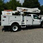 2016-Axion-AT4313I-Bucket-Truck-5